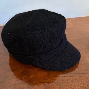 Large Black Wool Men's Cap